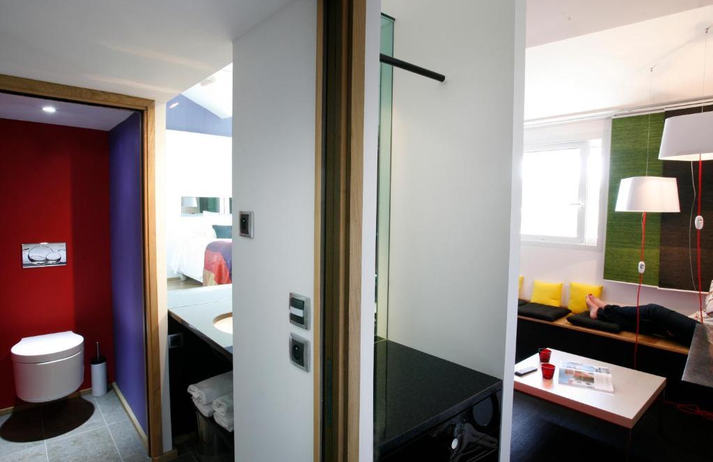 Design Hotel Des Francs Garcons Saint-Sauvant  Eksteriør bilde